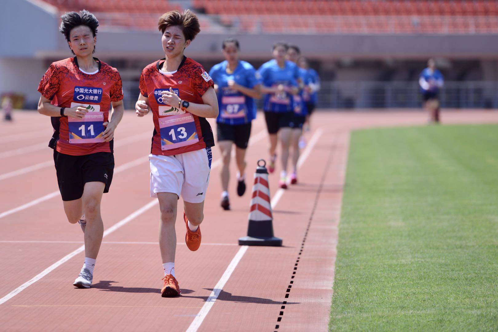 赛前体能课后，新疆广汇复出首秀备战意大利杯，媒体盛赞，更衣室氛围转暖的简单介绍